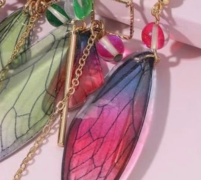 Fairy Wings Pierced Earrings (Green)