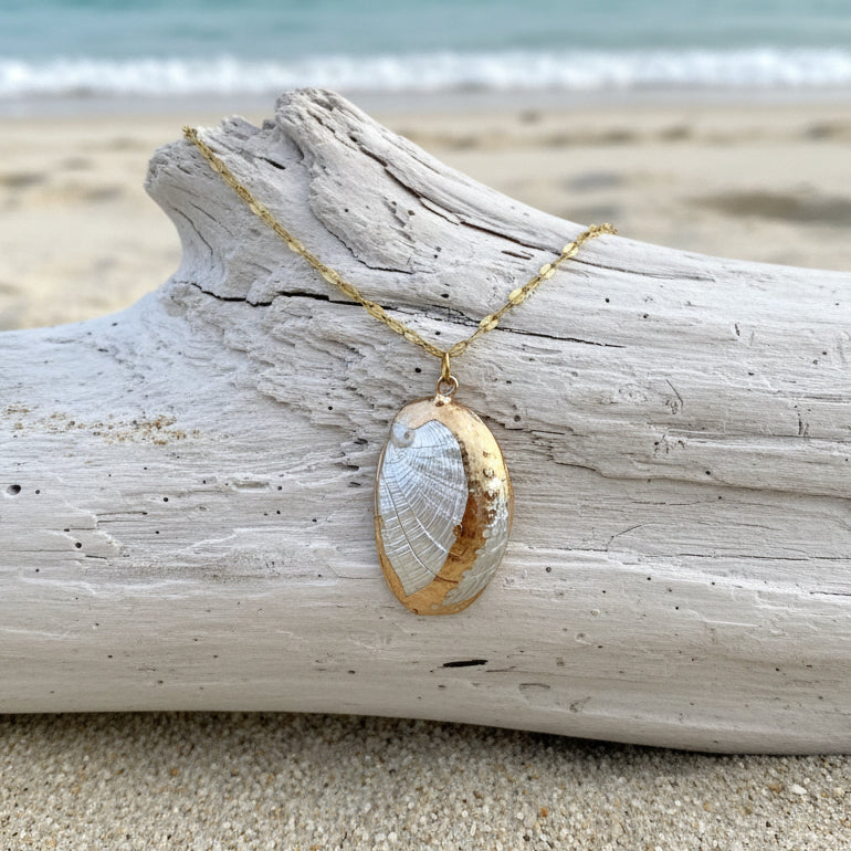 Single White Shell Necklace - Lemonade Mermaid