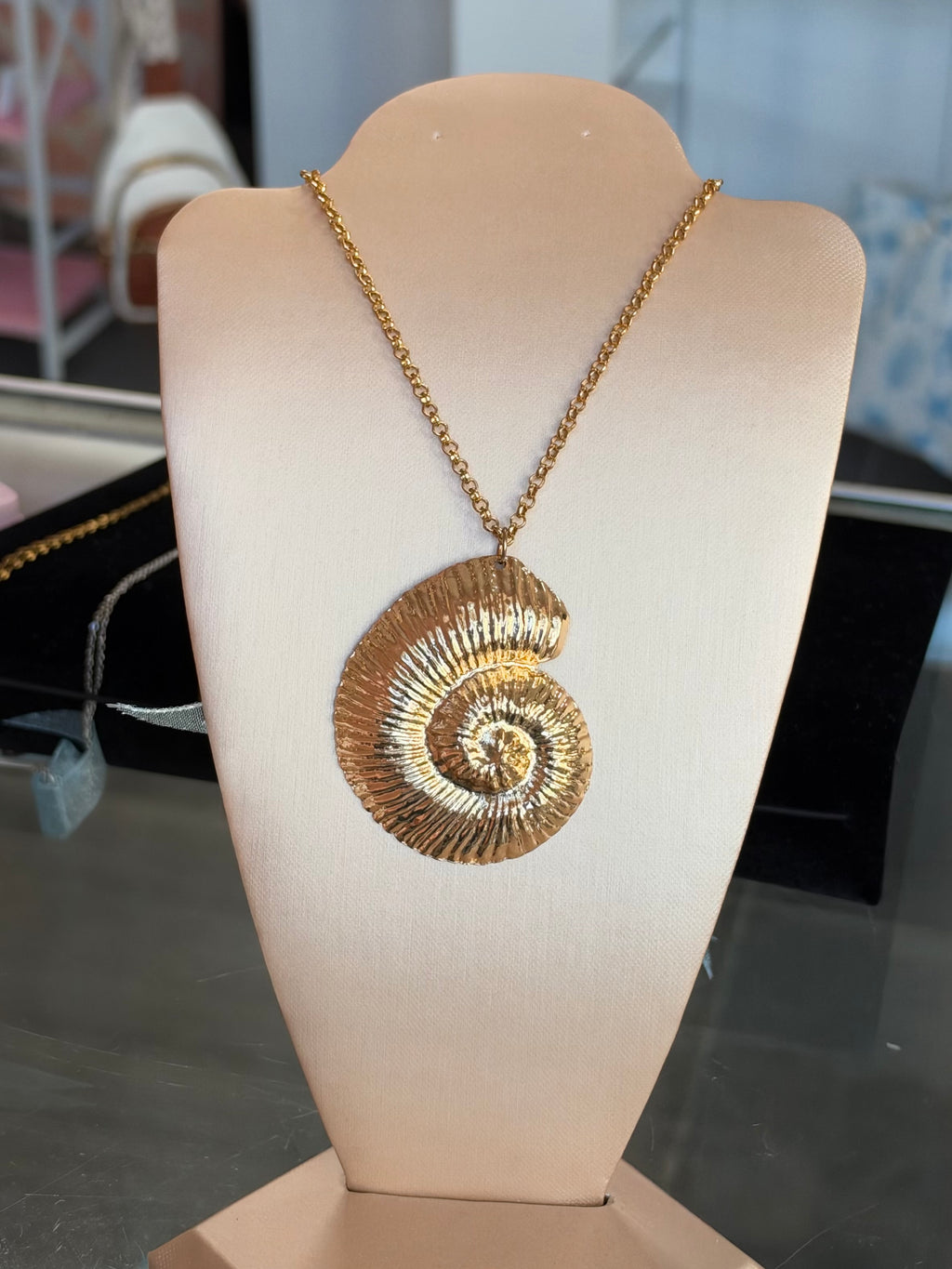 Large Nautilus Pendant Necklace