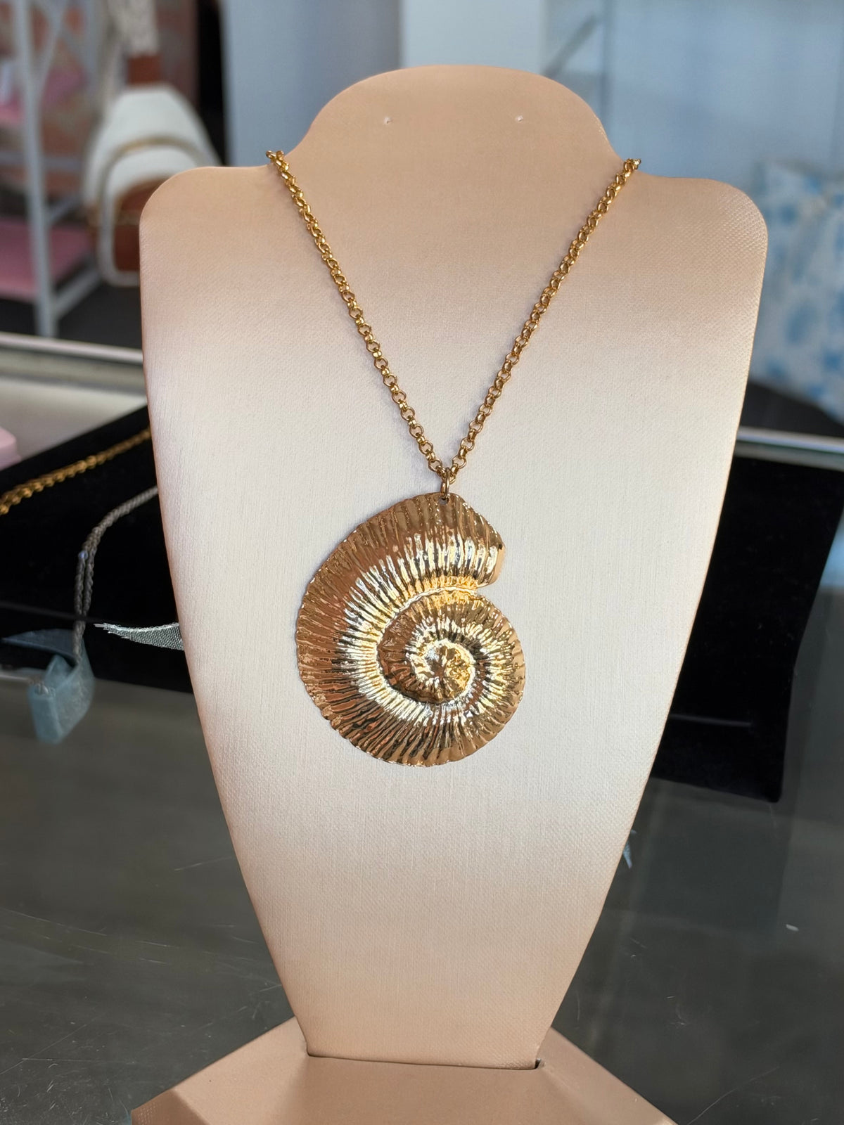 Large Nautilus Pendant Necklace