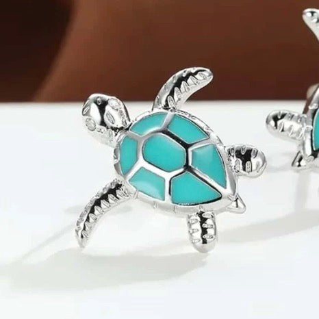 Small, 'Silver' Sea Turtle Earrings - Lemonade Mermaid