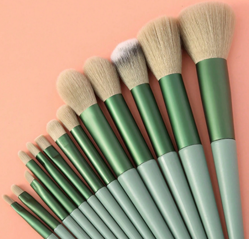 Seaweed Makeup Brush Set (13 pieces)