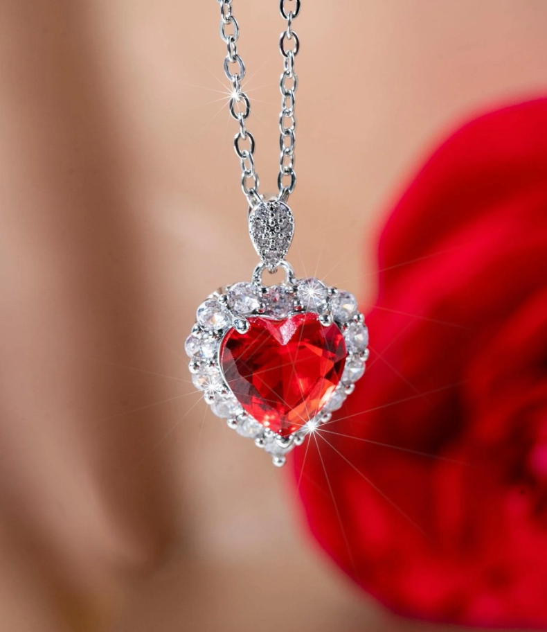 (NEW!) Queen of Hearts Necklace, Cubic Zirconia