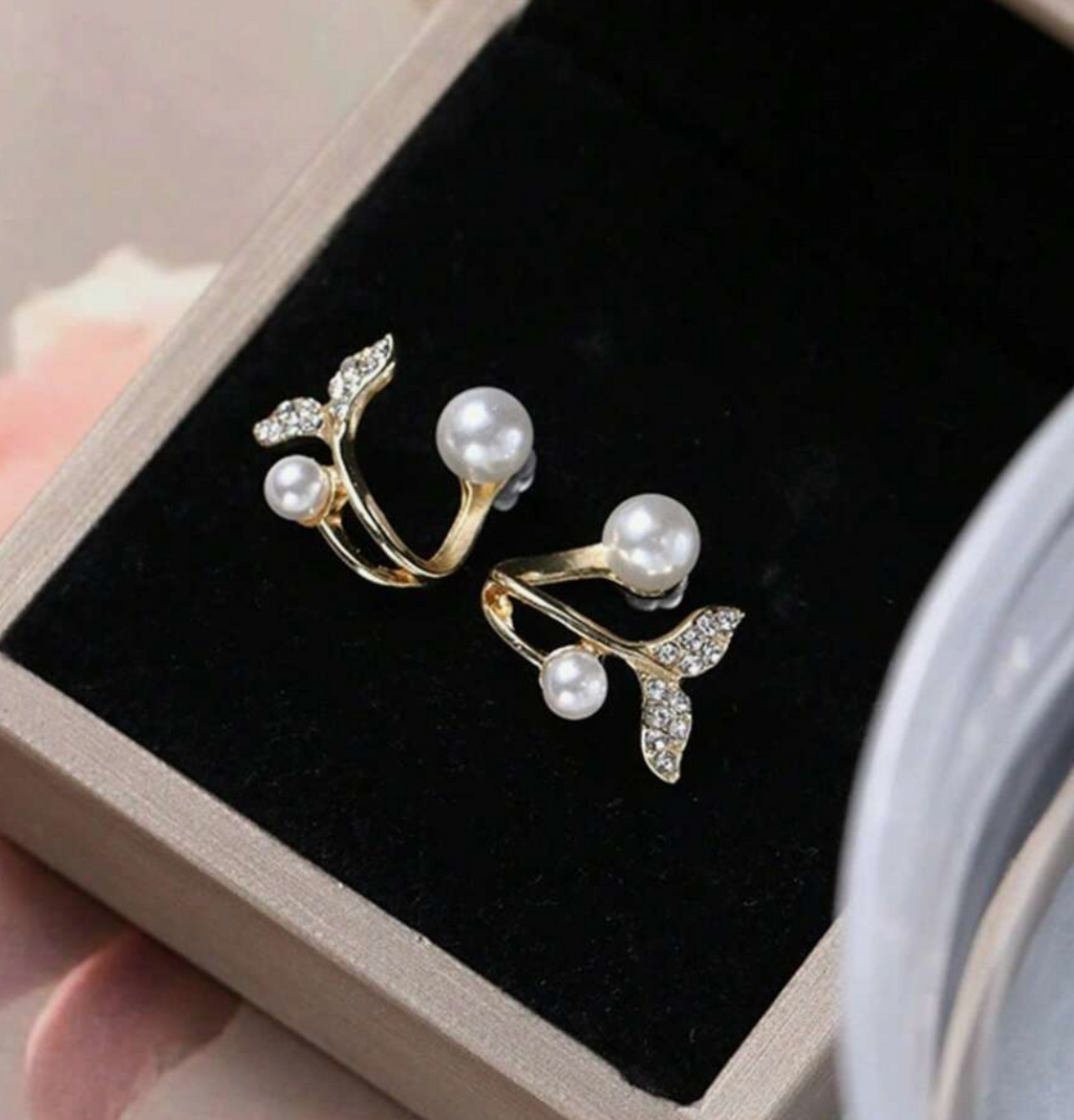 Mermaid Tail 'Pearl' Earrings