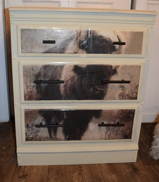 Wildlife Dresser